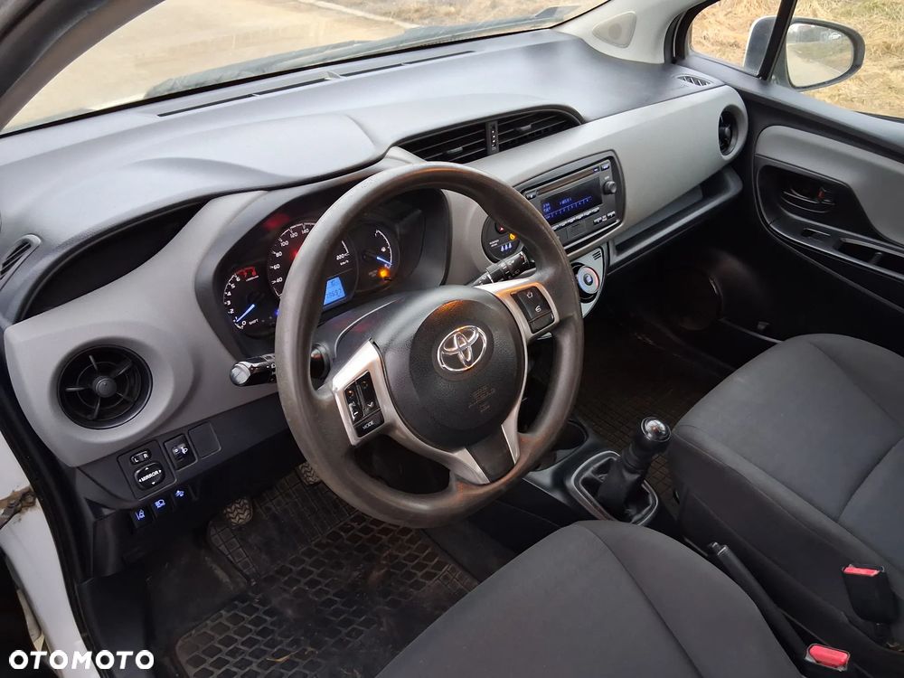 Toyota Yaris 1.0 Active - 7