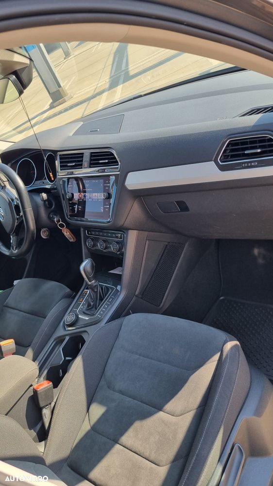 Volkswagen Tiguan 2.0 TDI SCR 4MOTION DSG R-Line - 12