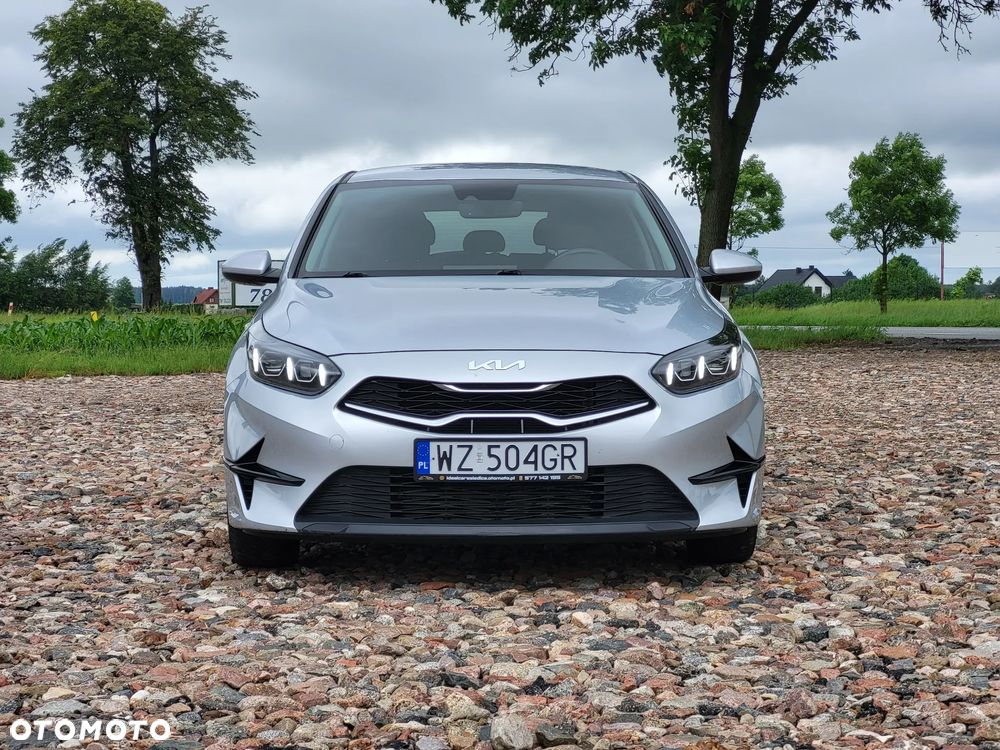 Kia Ceed 1.5 T-GDI M - 4