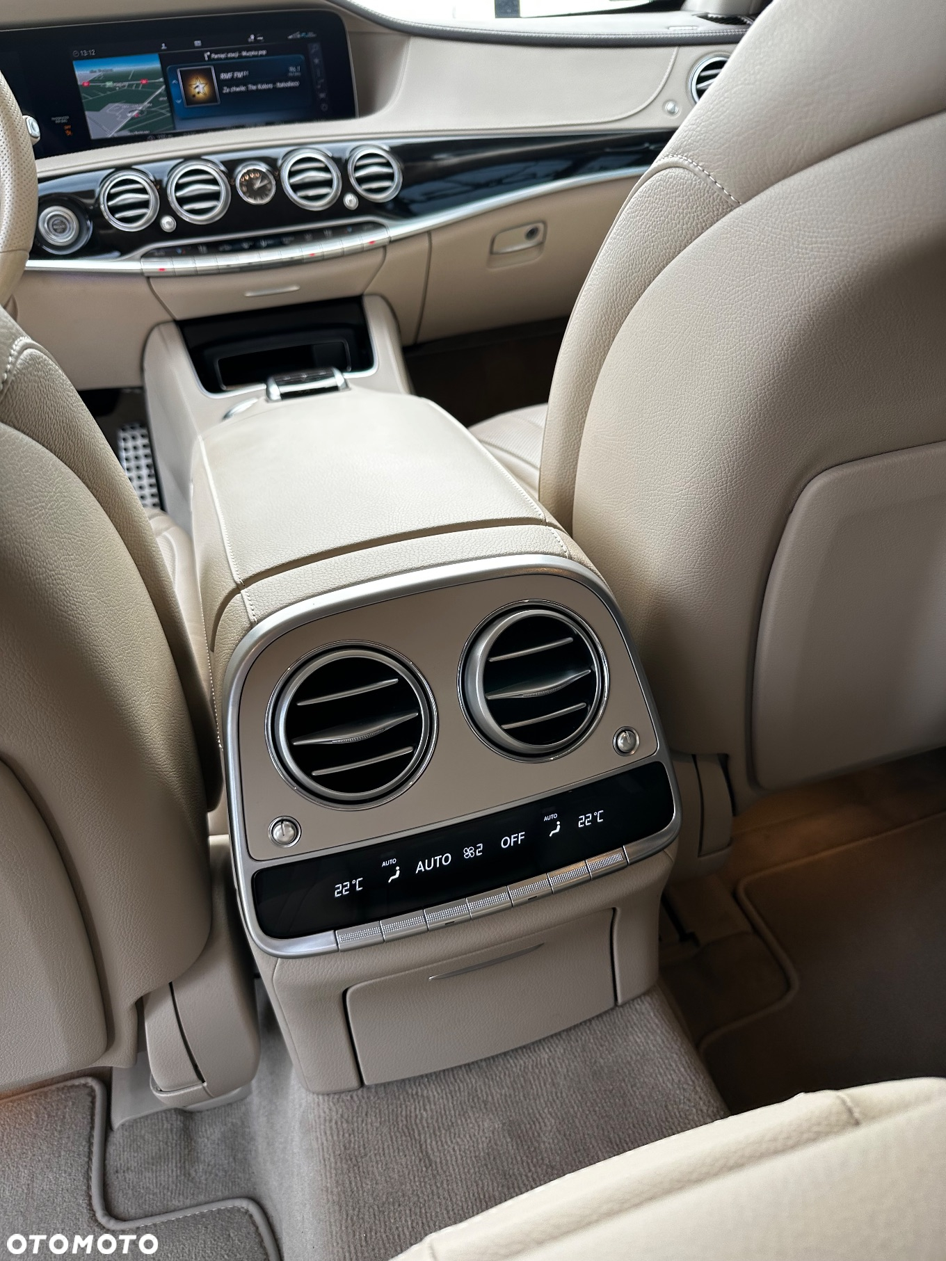 Mercedes-Benz Klasa S 400 d 4-Matic L 9G-TRONIC - 14