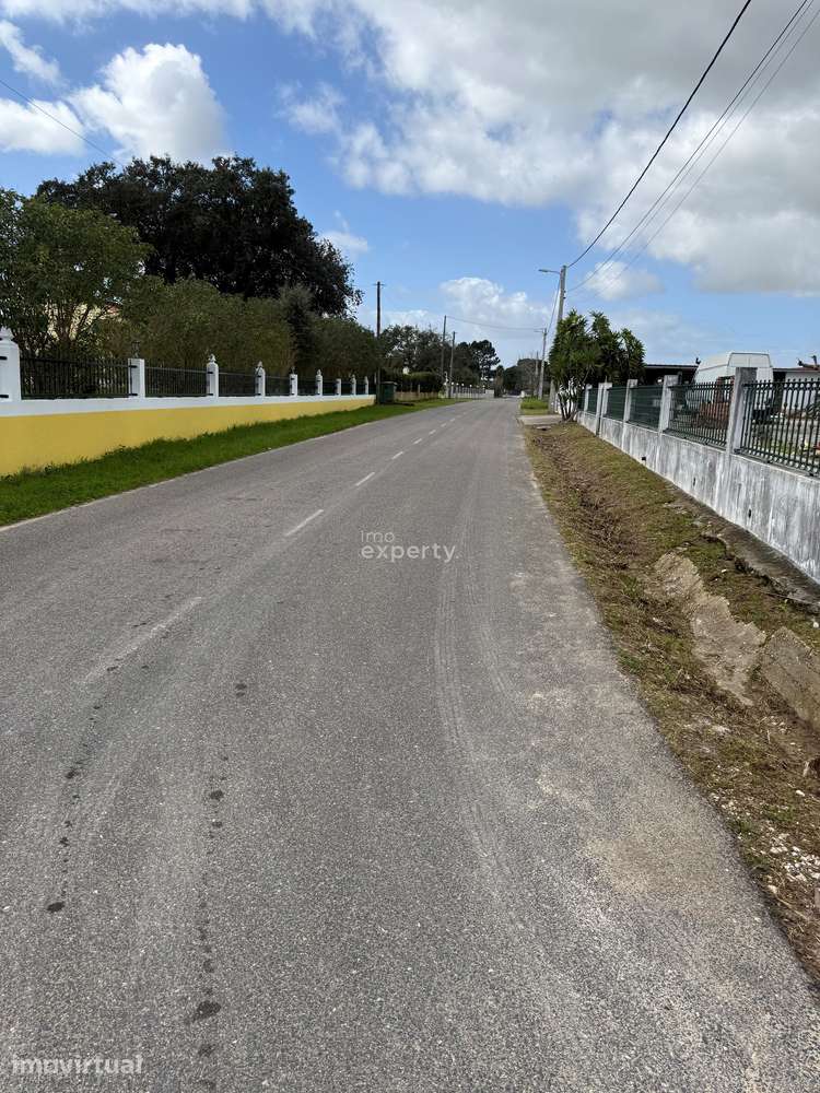 Moradia T3 com Piscina em Salvaterra de Magos, Santarém - Grande imagem: 2/24