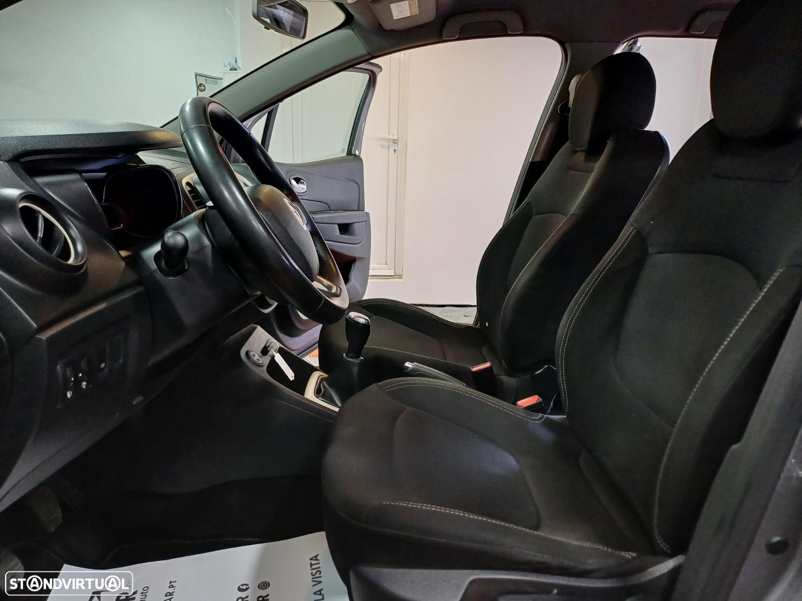 Renault Captur 0.9 TCE Exclusive - 11