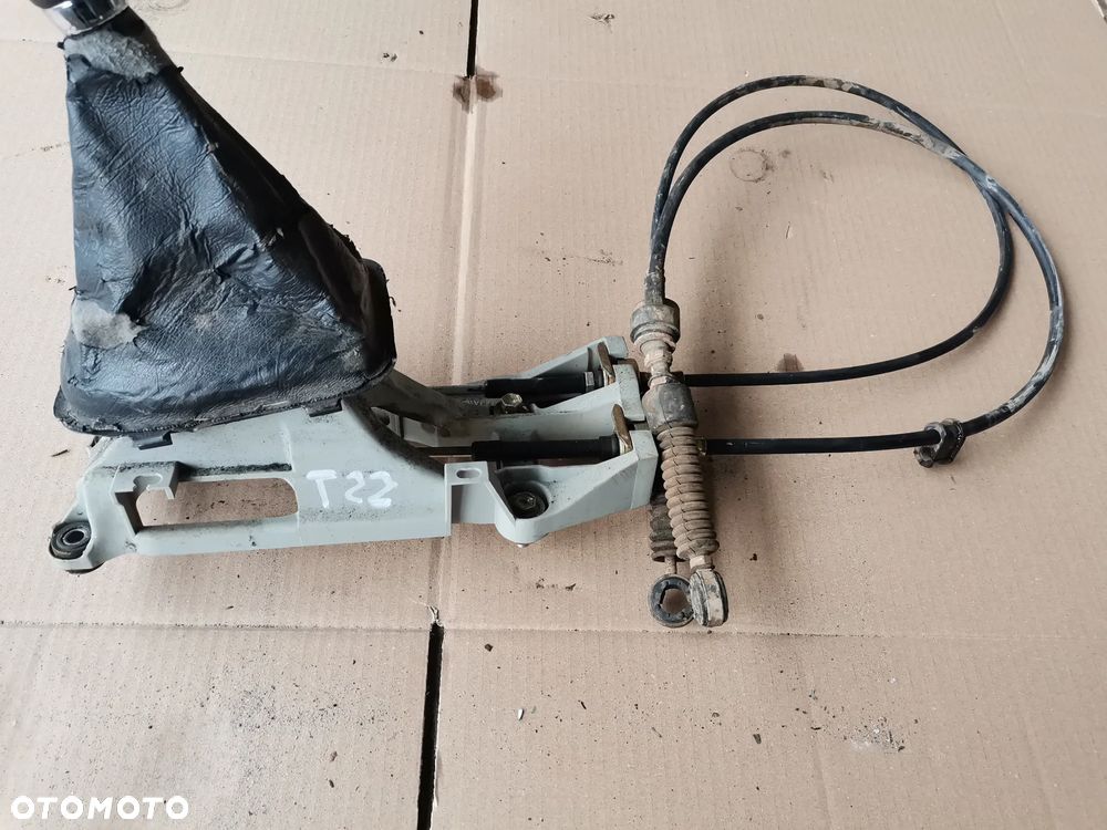 Lewarek Wybierak Zmiany Biegow AVENSIS T22 2.0 D4D - 2