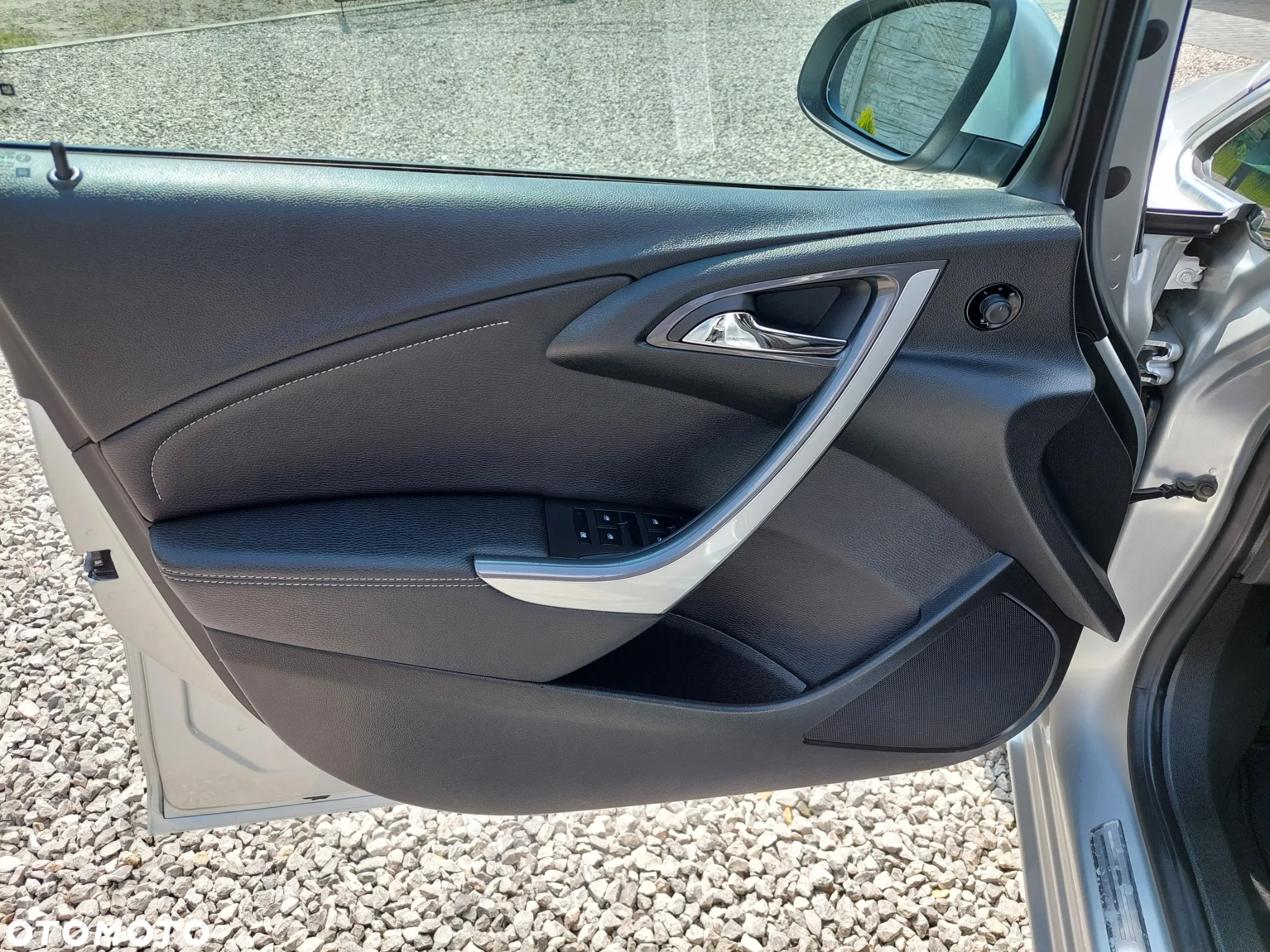 Opel Astra 1.4 Turbo Exklusiv - 30