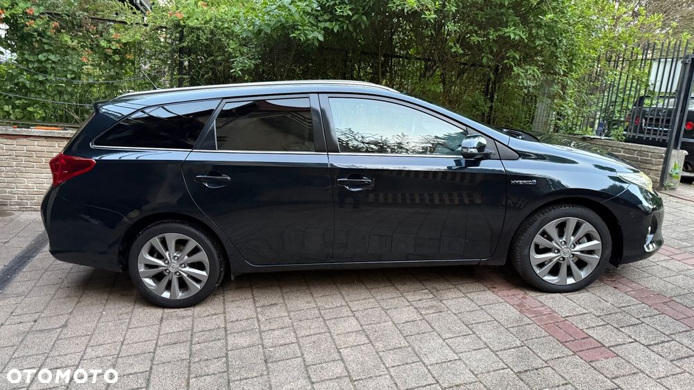 Toyota Auris 1.8 HSD Prestige NAVI - 4