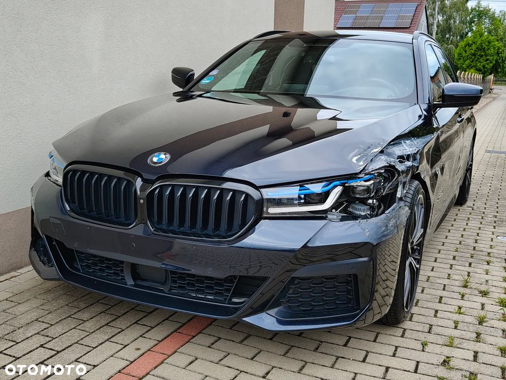 BMW Seria 5 540i xDrive mHEV M Sport sport - 9