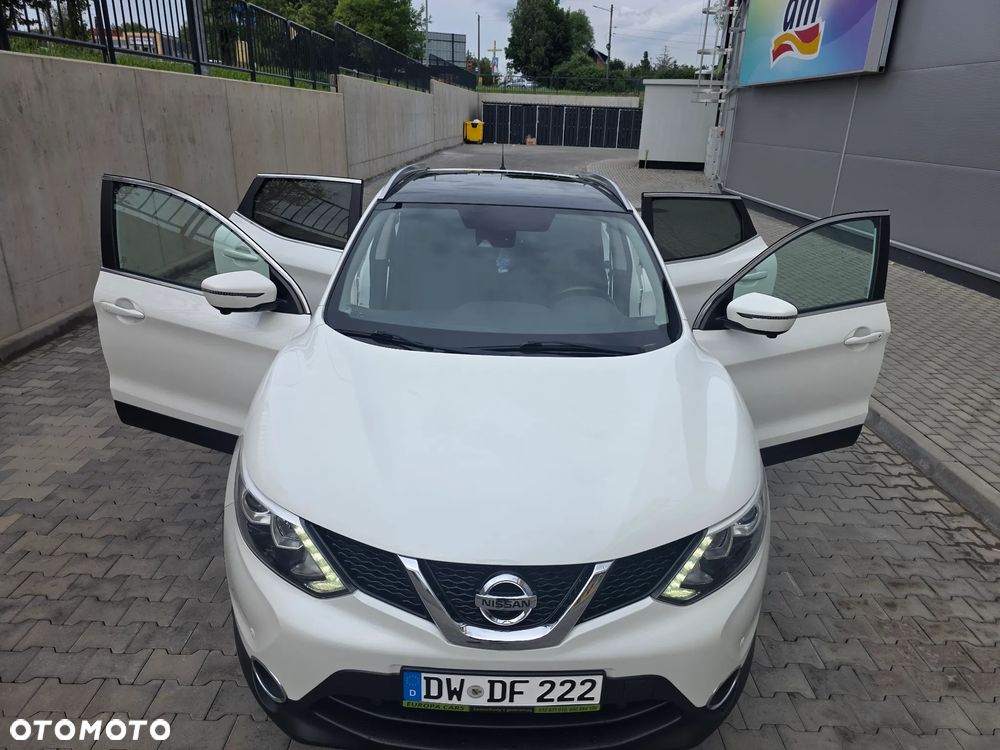 Nissan Qashqai 1.6 dCi Xtronic TEKNA+ - 32