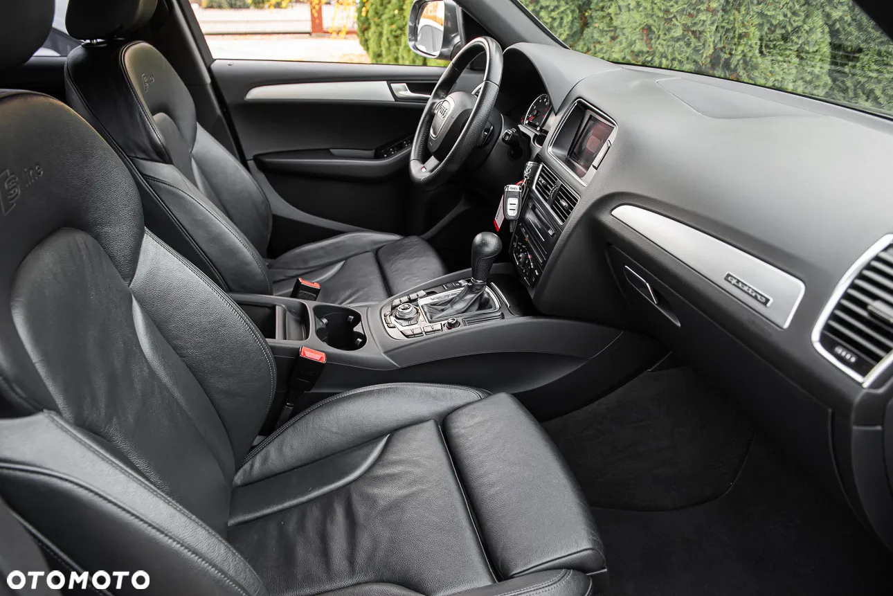Audi Q5 3.2 FSI Quattro S tronic - 33