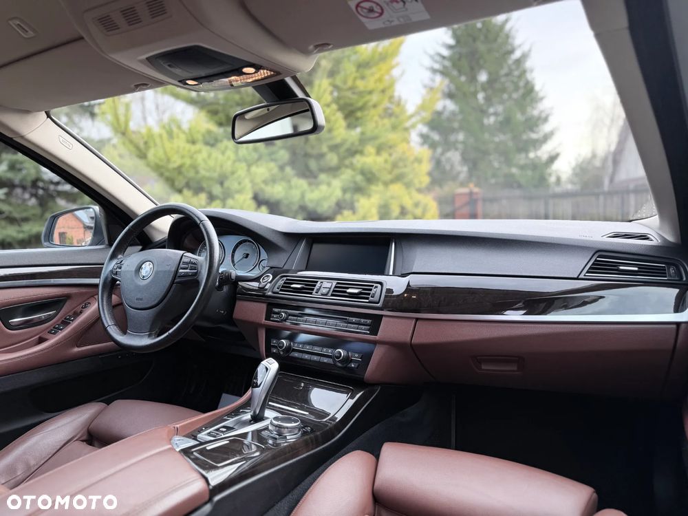 BMW Seria 5 520d - 12