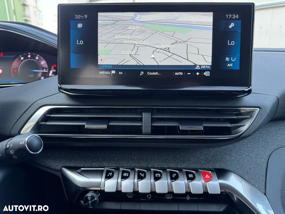 Peugeot 3008 1.2 PureTech 130 EAT8 Allure Pack - 30