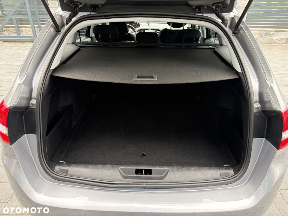 Peugeot 308 - 11