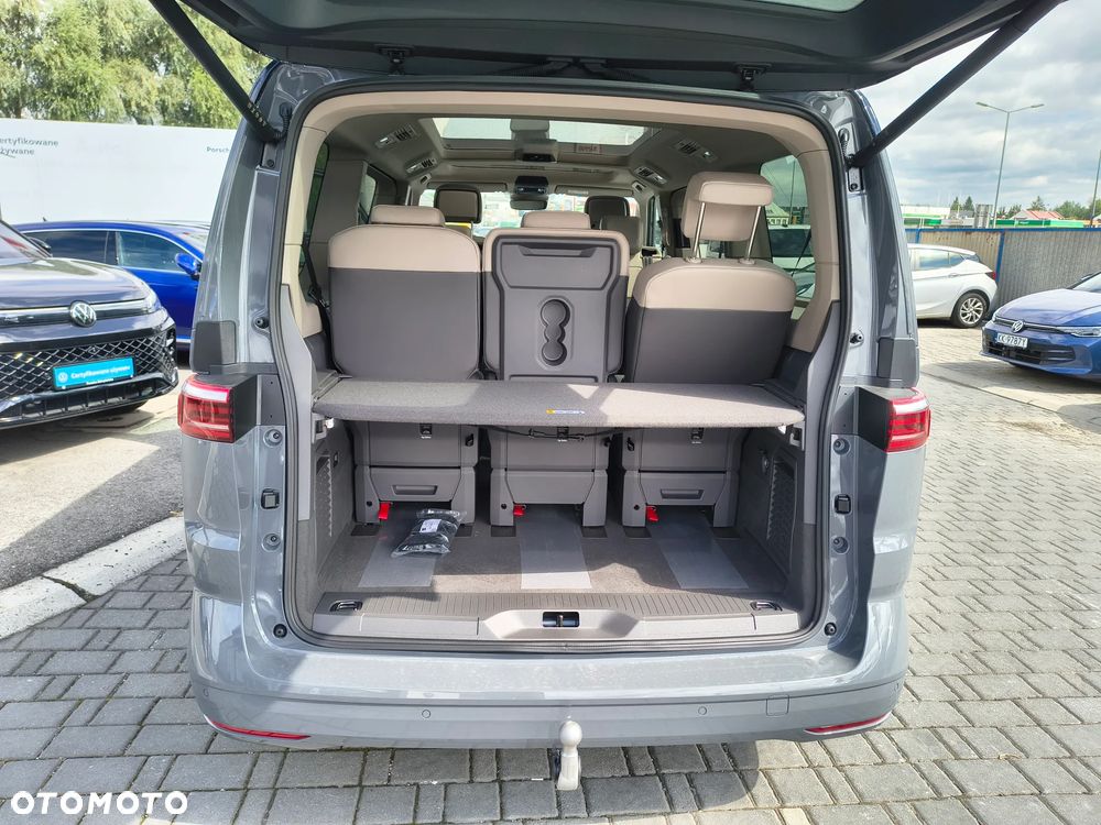 Volkswagen Multivan - 18