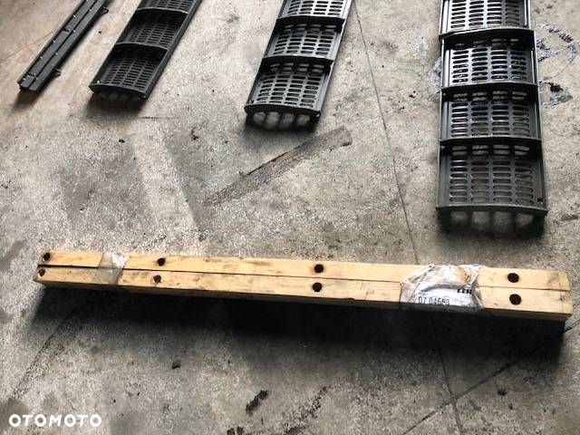 Claas Lexion - Klepisko Wstępne APS Segment [ORYGINAŁ] - 9