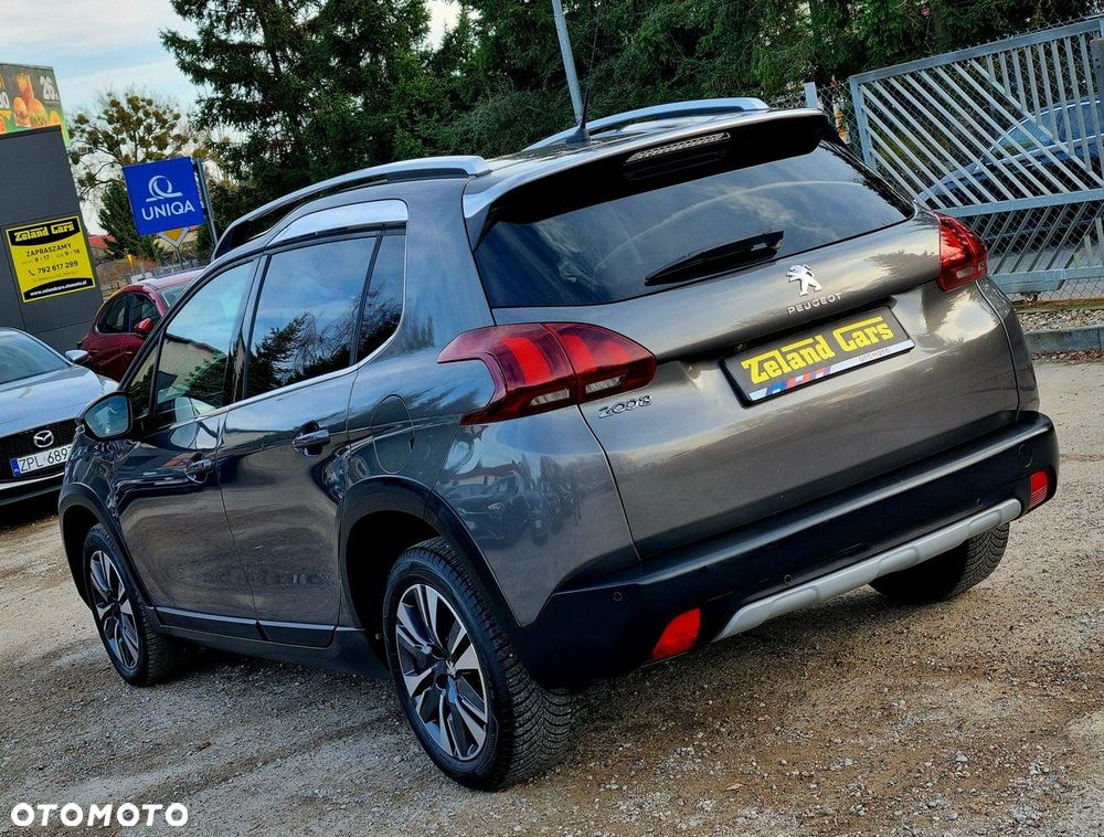 Peugeot 2008 1.2 Pure Tech Allure S&S - 7