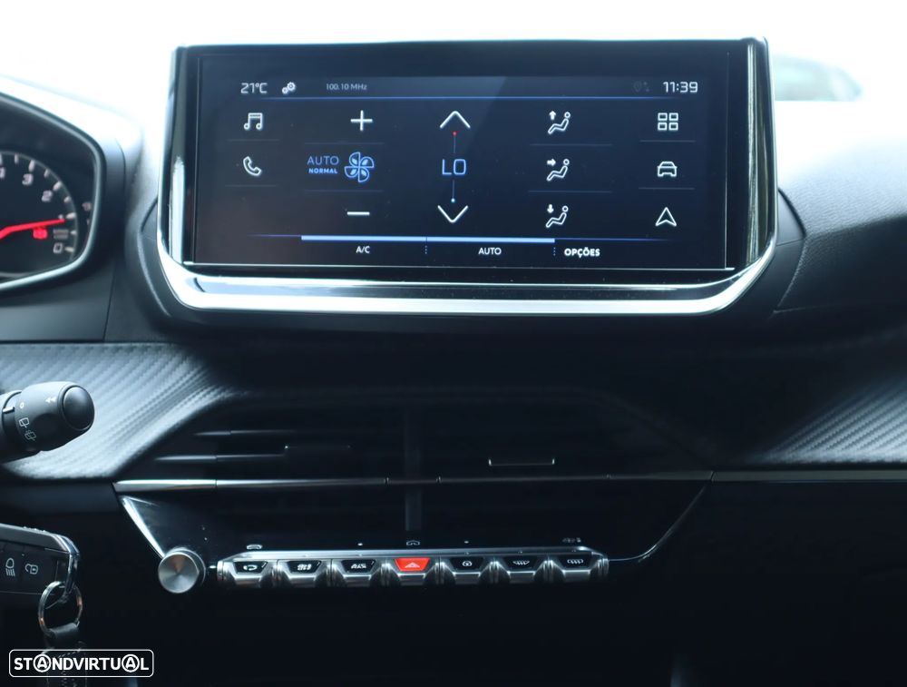 Peugeot 2008 1.2 PureTech Style - 42