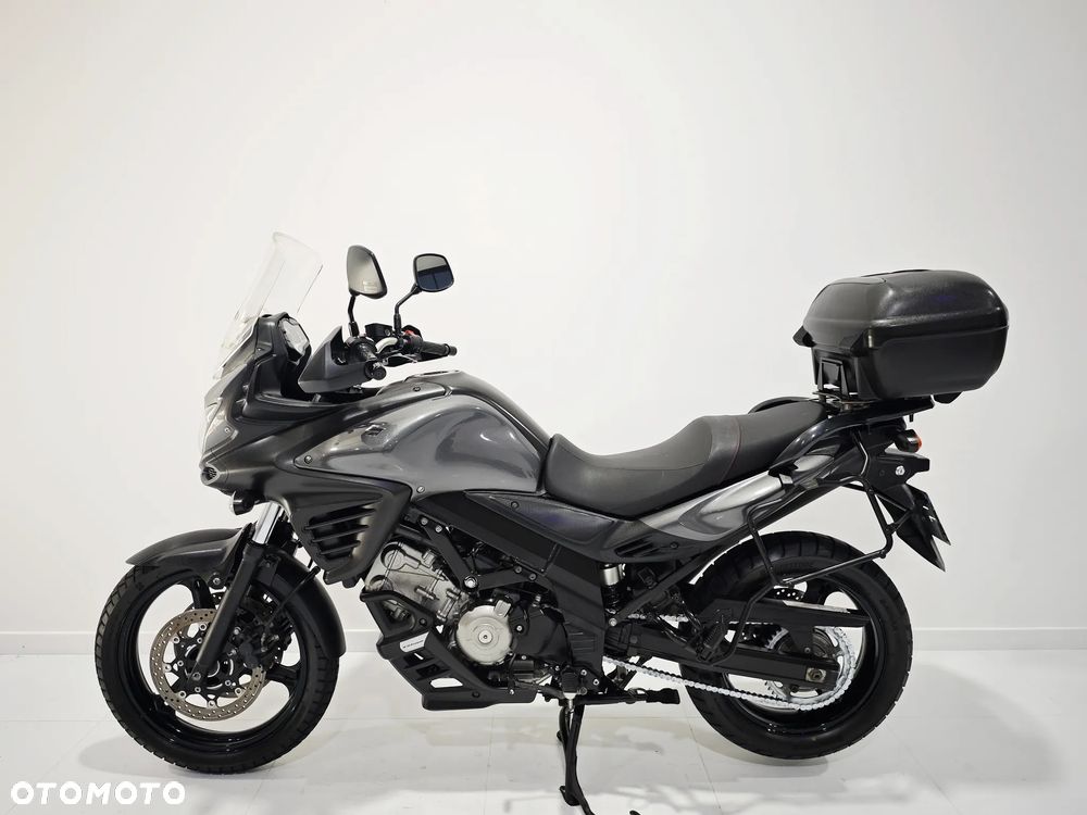 Suzuki V-STROM - 4