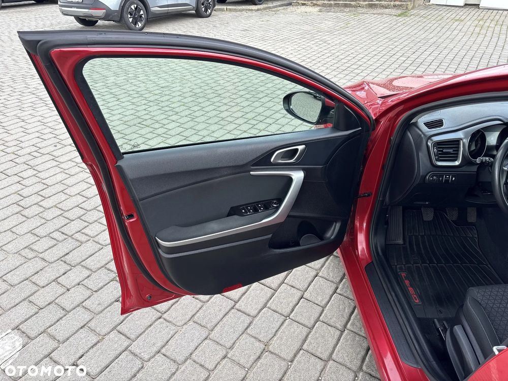 Kia Ceed 1.4 T-GDI M - 10
