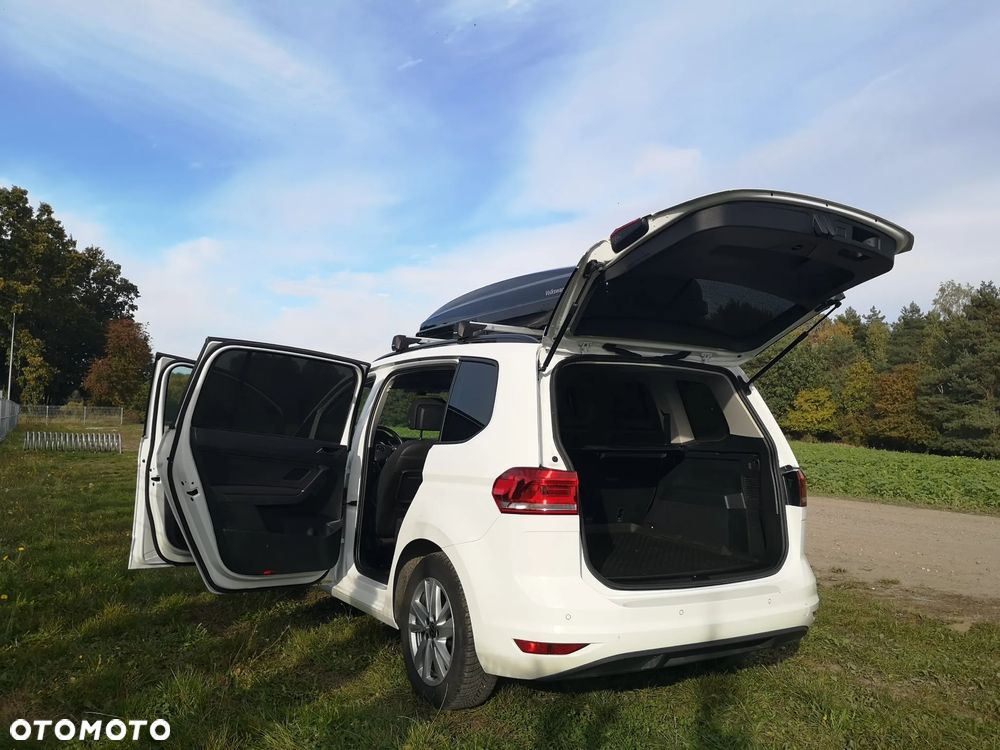 Volkswagen Touran 1.5 TSI EVO Comfortline - 9
