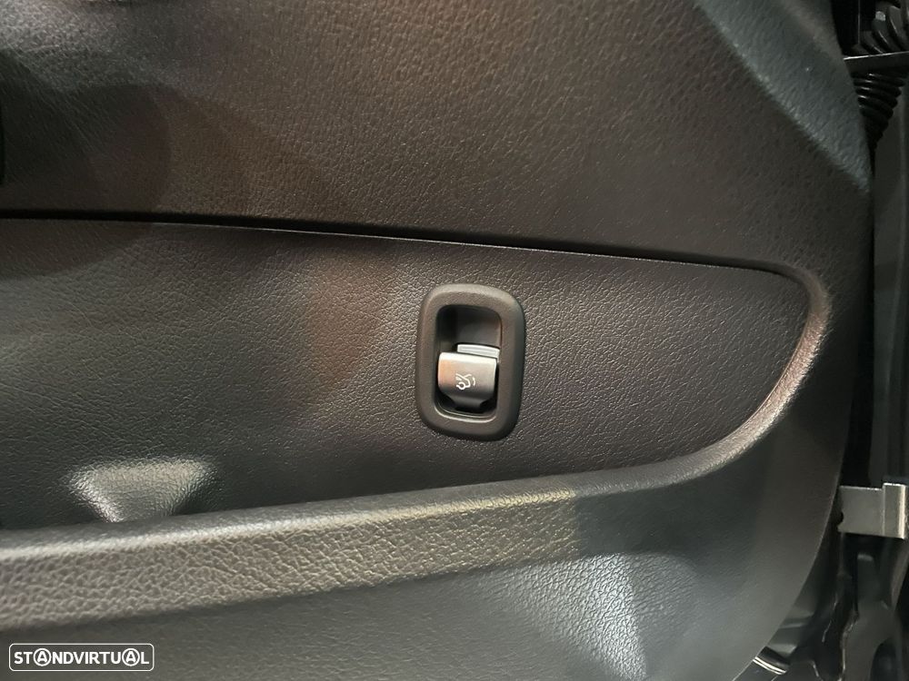 Mercedes-Benz C 220 d Avantgarde - 31