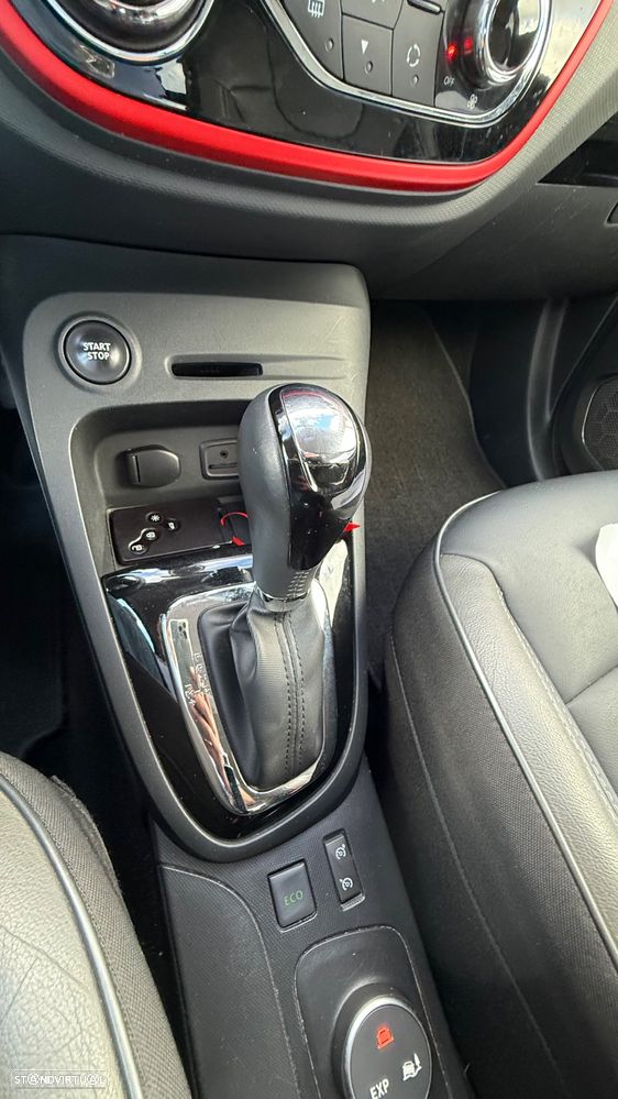 Renault Captur TCe 120 EDC Helly Hansen - 23