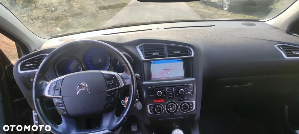 Citroën C4 1.6 VTi Exclusive - 8