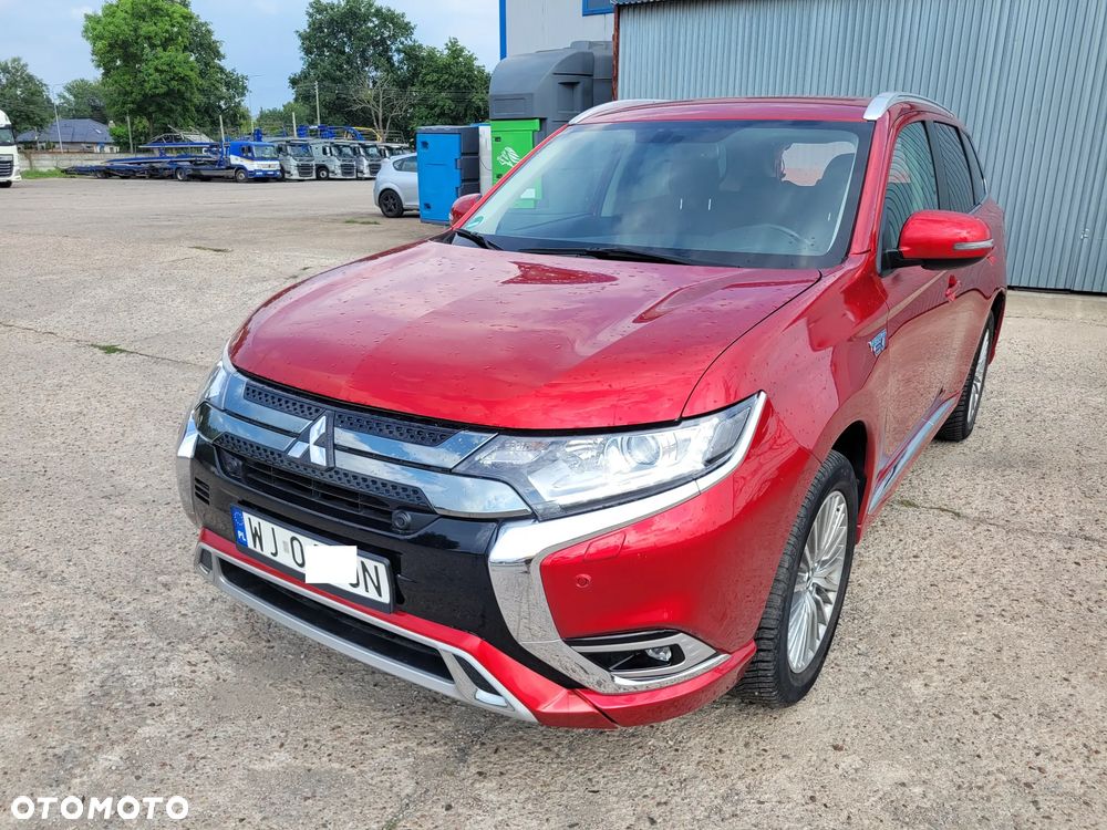 Mitsubishi Outlander 2.0 Intense 4WD CVT - 24