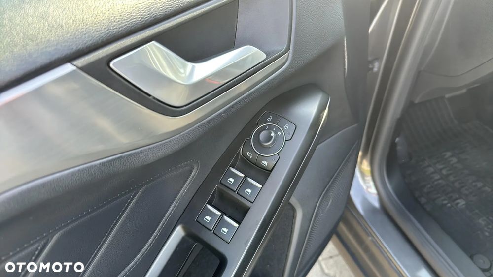 Ford Focus 1.5 EcoBlue Titanium - 13