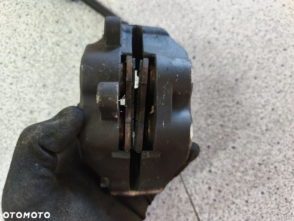Zaciski hamulcowe przód, czujnik ABS Kawasaki Z900 Z 900 2022 - 5
