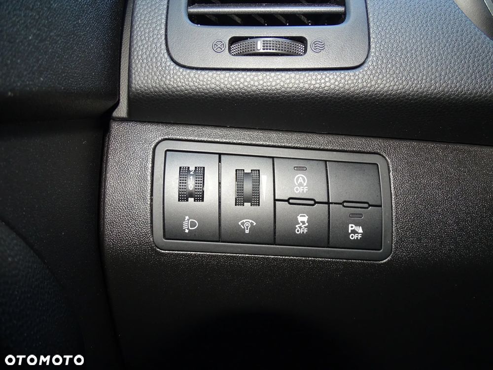 Kia Venga 1.4 CVVT Business Line - 21