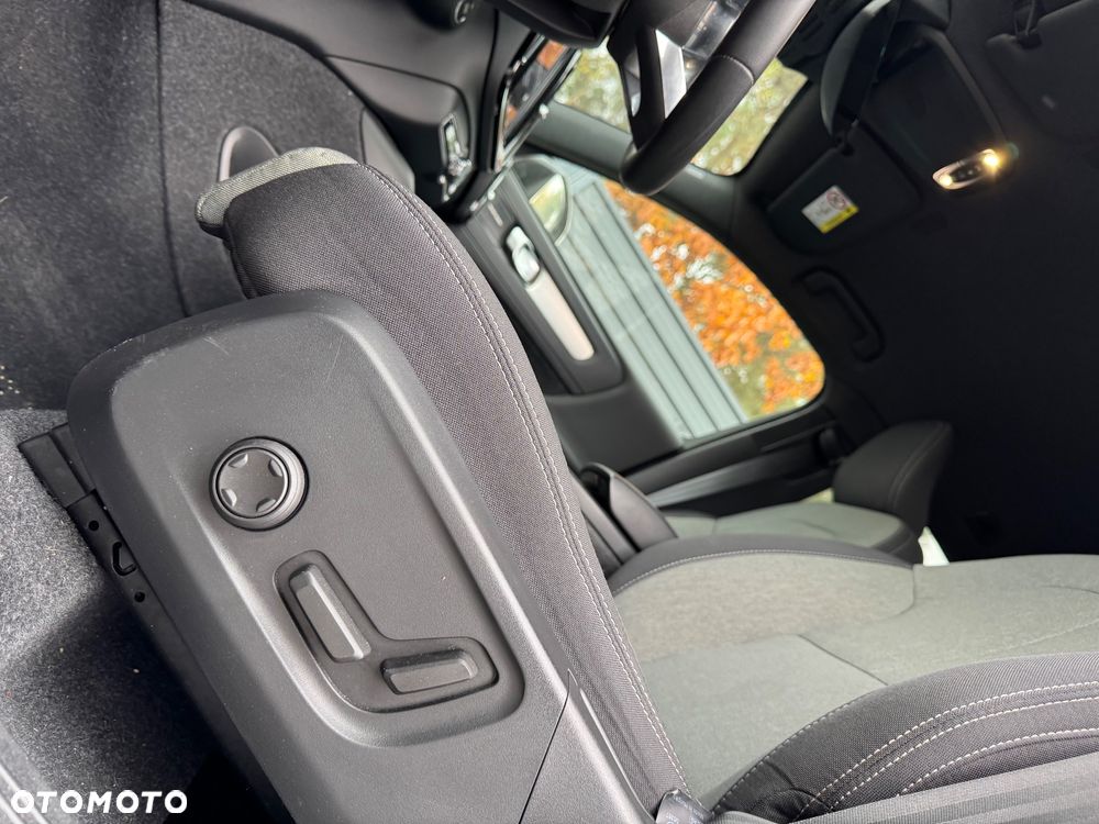 Volvo XC 40 T2 Essential - 8