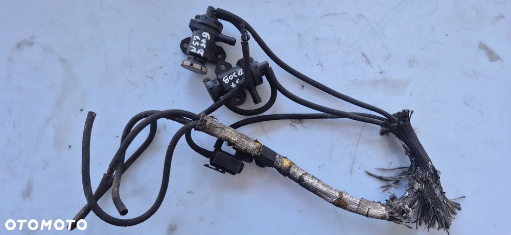 ZAWÓR PODCIŚNIENIA BMW 5 F10 F11 N57D30B N57 3.0D 8405501 - 1