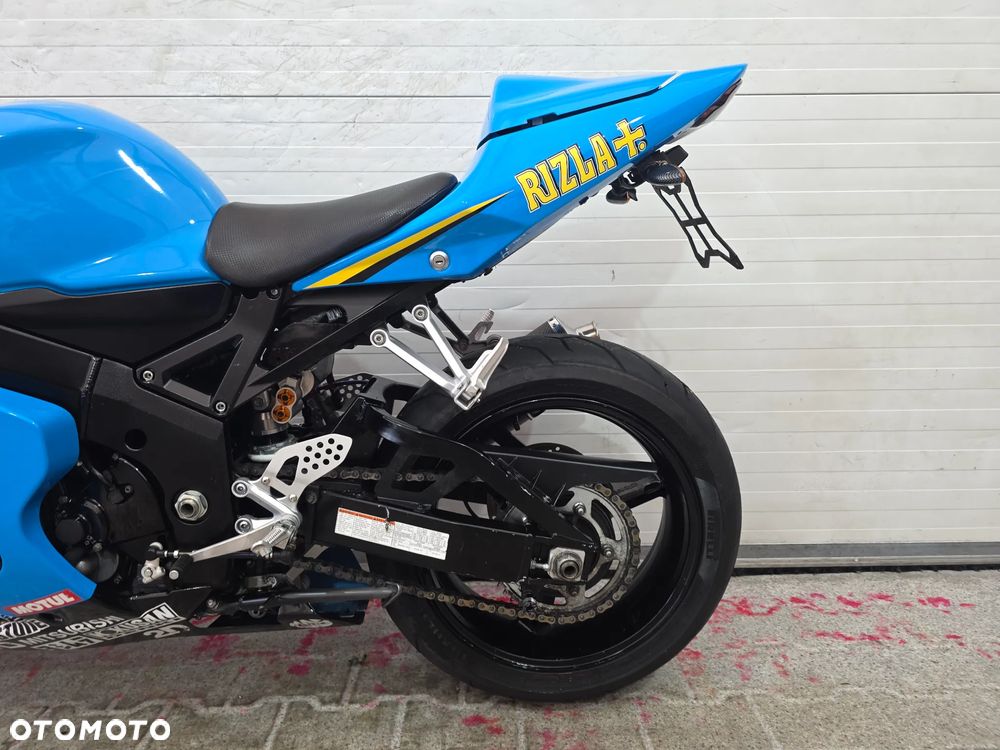 Suzuki GSX-R - 11