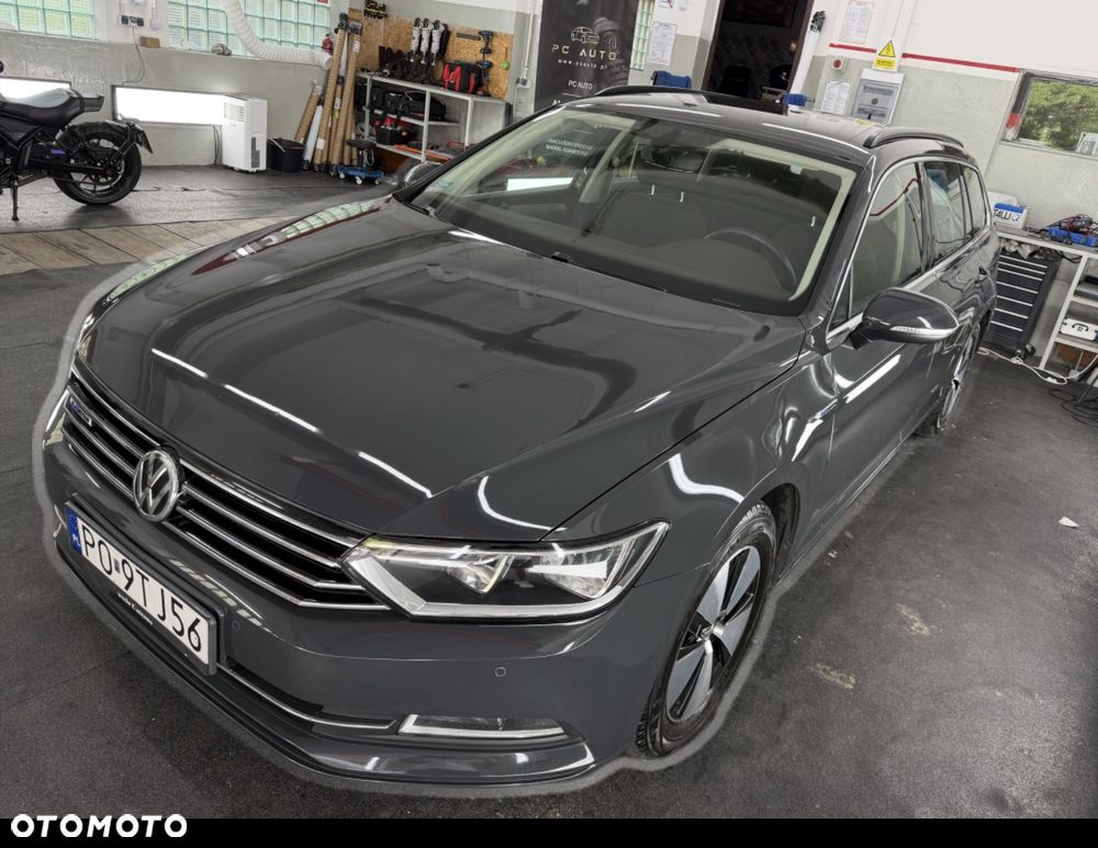 Volkswagen Passat 2.0 TDI BMT Trendline - 12