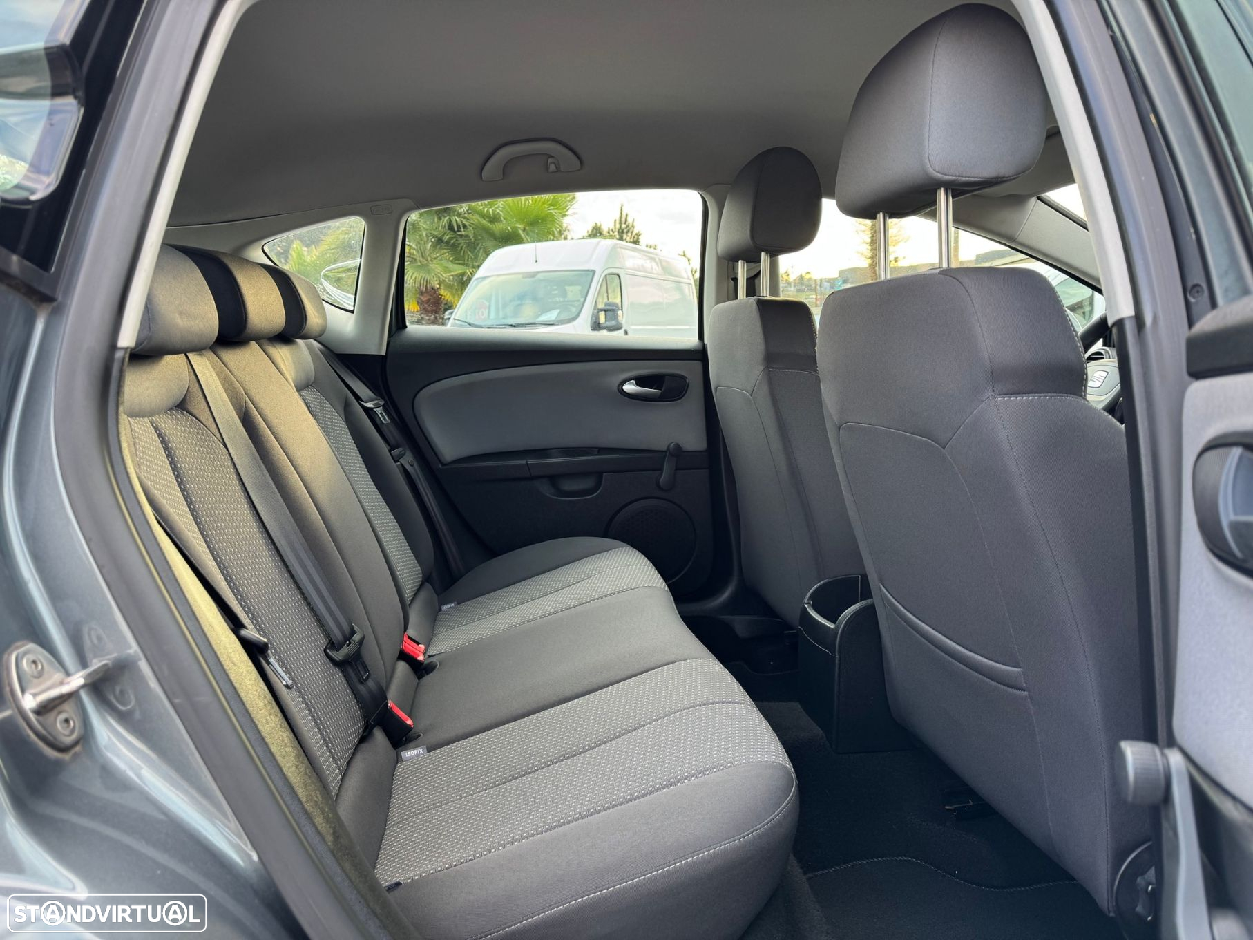 SEAT Leon 1.6 TDI Reference - 7