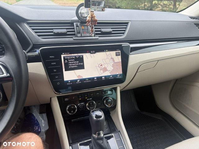Skoda Superb 2.0 TDI L&K DSG - 15