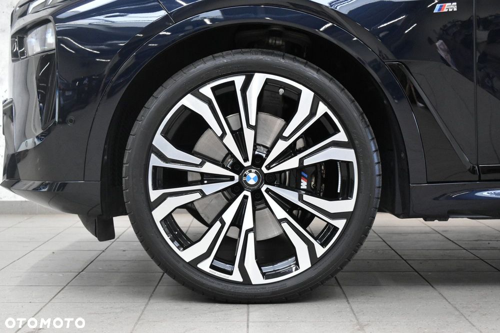 BMW X7 - 6