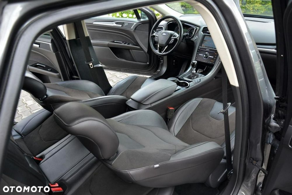Ford Mondeo 2.0 TDCi ST-Line - 20