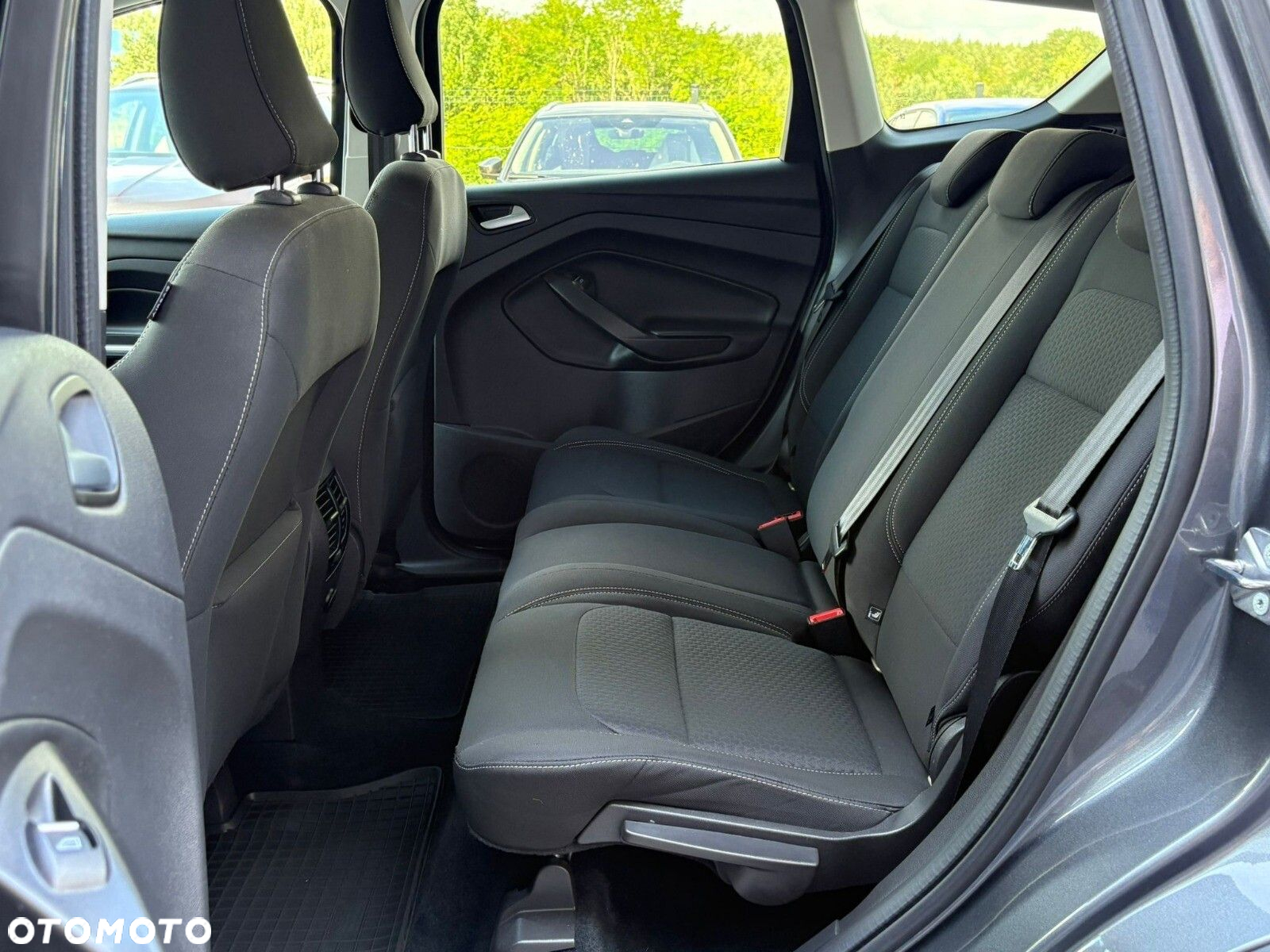 Ford Kuga 1.5 EcoBoost FWD Titanium ASS - 12