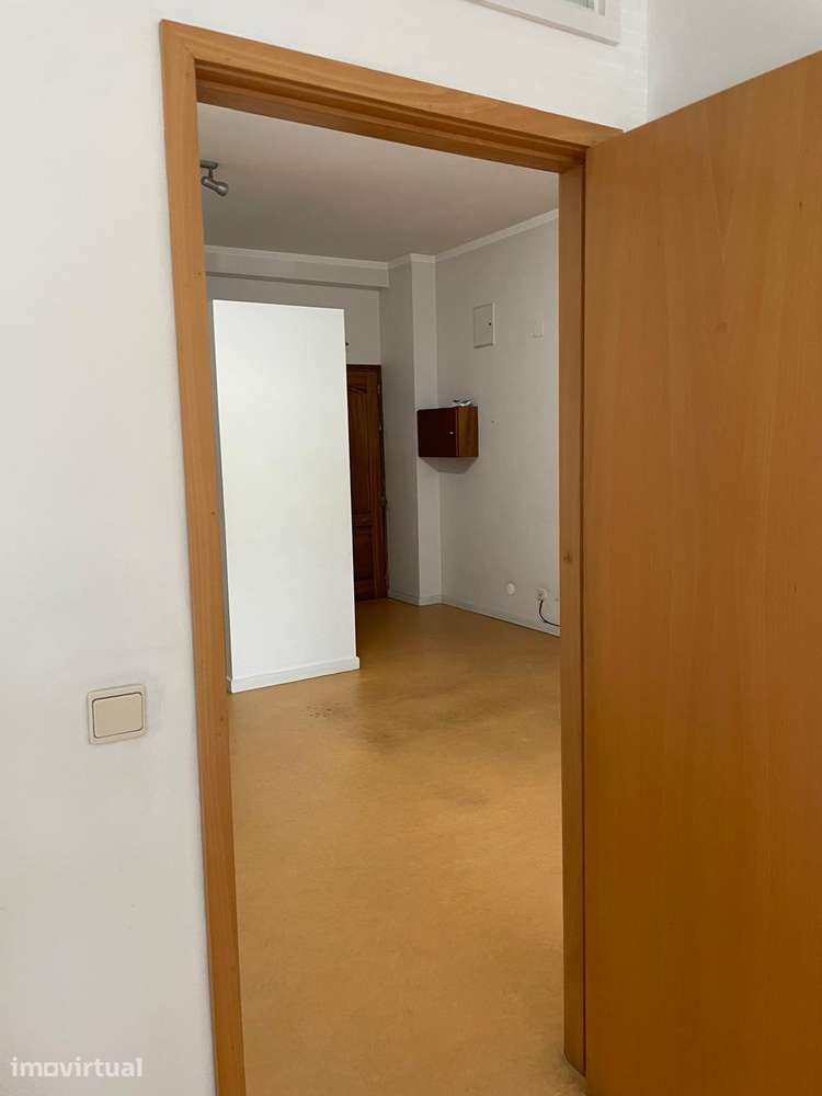 Escritório junto Câmara Municipal Matosinhos - Grande imagem: 5/13