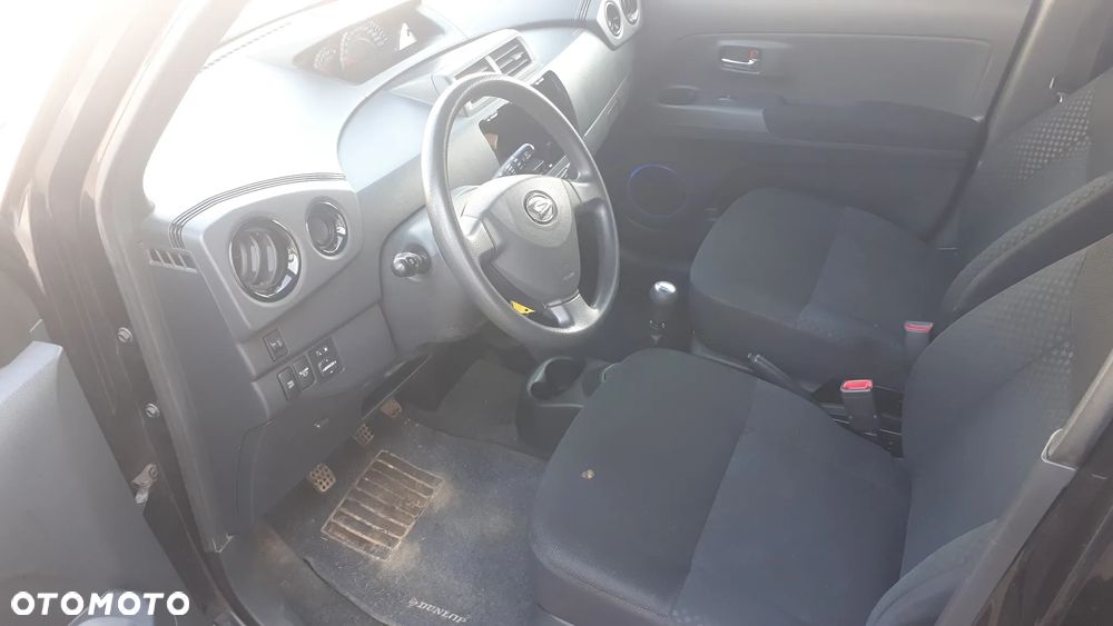 Daihatsu Materia 1.5 black edition - 15