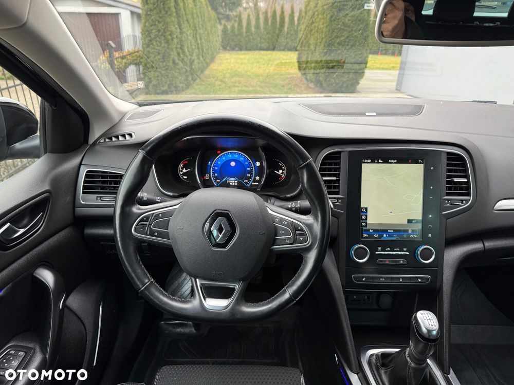 Renault Megane ENERGY dCi 130 BOSE EDITION - 11
