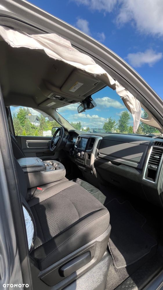 Dodge RAM 5.7 4x4 - 32