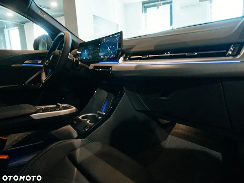 BMW iX2 - 7