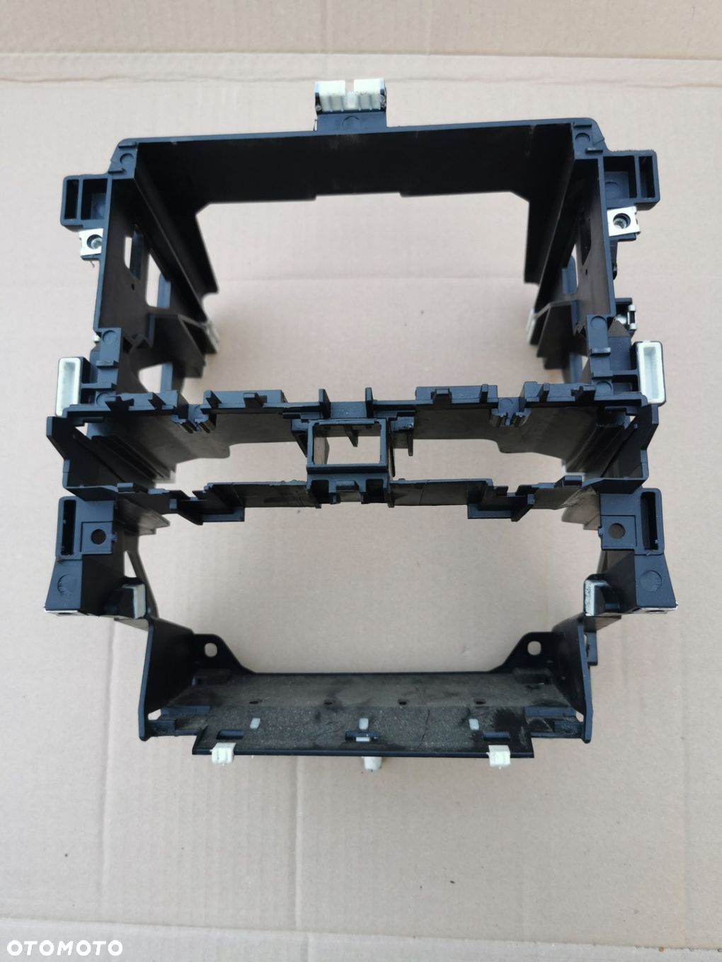 Ramka radia kosz Audi A3 8P 2 Din 8P0858005D - 1