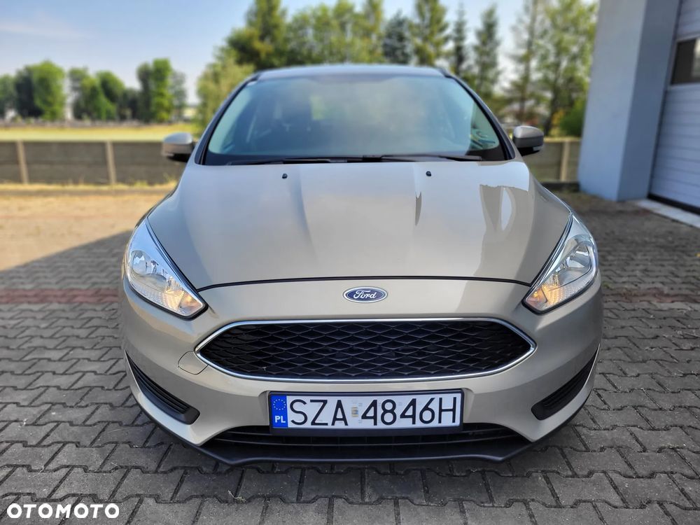 Ford Focus 1.0 EcoBoost Gold X (Trend) - 31