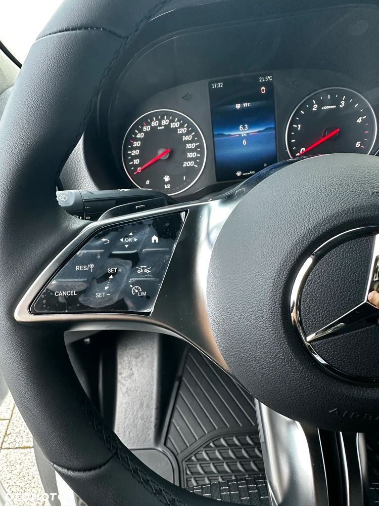 Mercedes-Benz Sprinter - 16