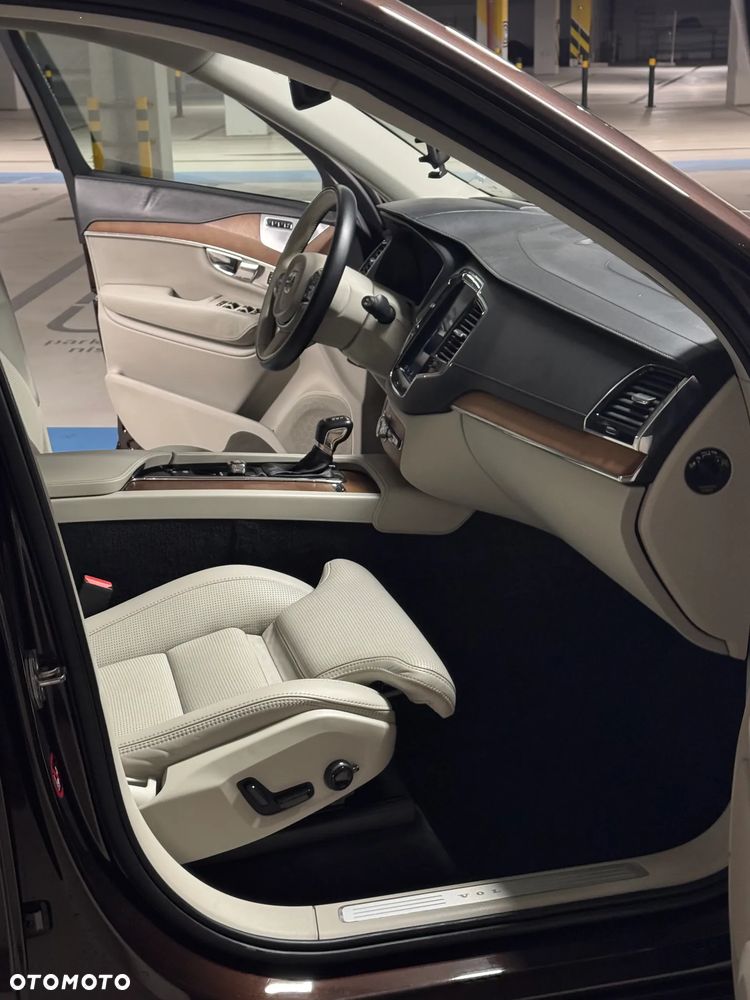 Volvo XC 90 D5 AWD Inscription - 30