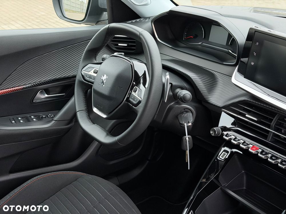 Peugeot 2008 PureTech 130 EAT8 Active Pack - 32