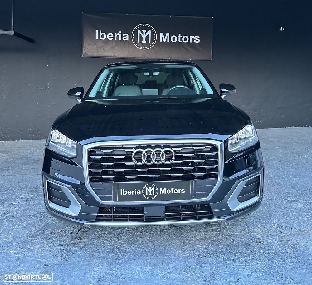 Audi Q2 30 TFSI Design - 2