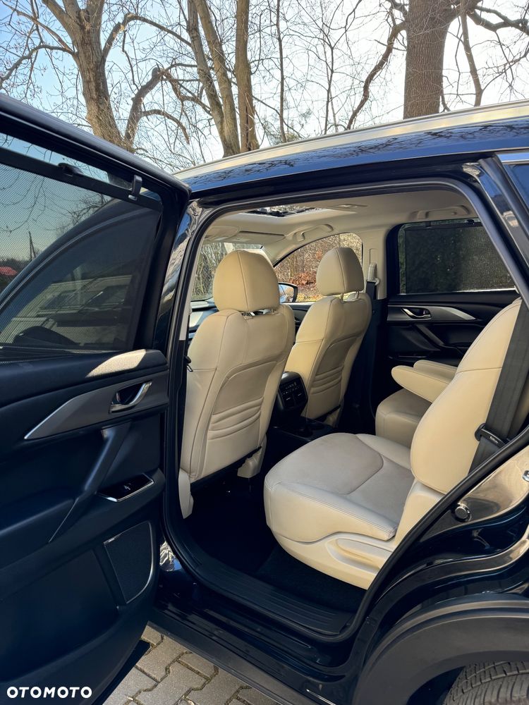 Mazda CX-9 - 10